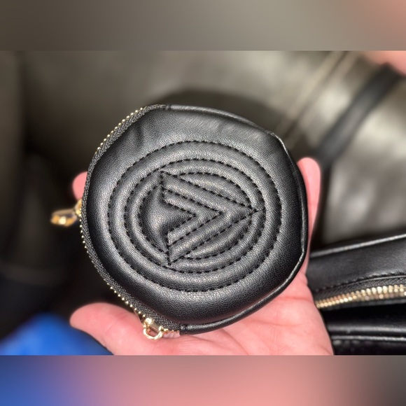 Valentino Orlandi Black Quilted Crossbody Bag with Gold Accents and EXTRA POUCH - Picture 9 of 11